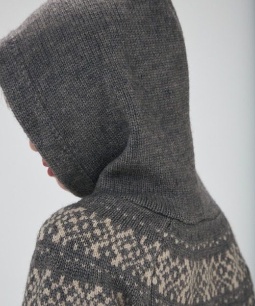 full/fill.（フルフィル）の「nordic hood zip knit cardigan / ノルディックフードジップニットカーディガン（カーディガン/ボレロ・レディース・グレー/アイボリー・FREE）」の10枚目の写真
