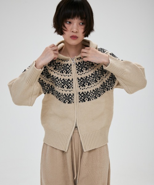 full/fill.（フルフィル）の「nordic hood zip knit cardigan / ノルディックフードジップニットカーディガン（カーディガン/ボレロ・レディース・グレー/アイボリー・FREE）」の16枚目の写真