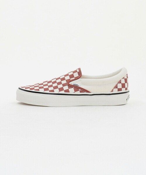 VANS(バンズ)の「<VANS> Classic Slip-On Checkerboard/スニーカー(スリッポン・メンズ・レッド/ブラック・27cm/26.5cm/26cm/28.5cm/28cm/27.5cm/29cm)」の2枚目の写真