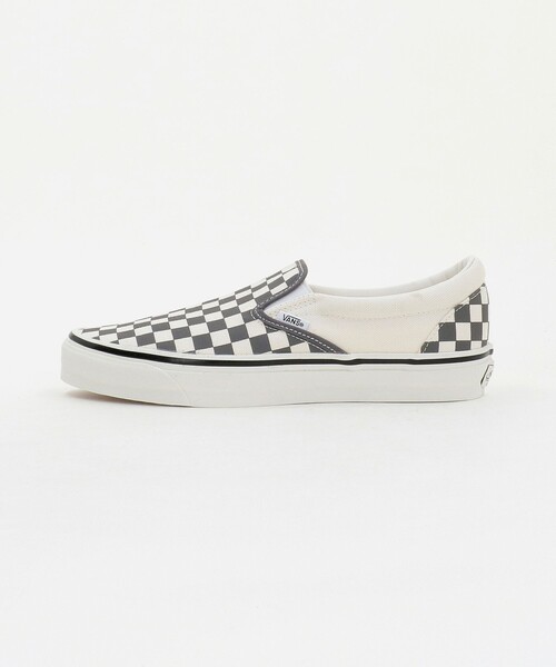 VANS(バンズ)の「<VANS> Classic Slip-On Checkerboard/スニーカー(スリッポン・メンズ・レッド/ブラック・27cm/26.5cm/26cm/28.5cm/28cm/27.5cm/29cm)」の1枚目の写真