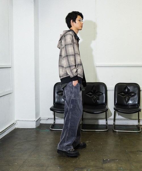 niko and...（ニコアンド）の「ケミカルコールベイカーパンツ（その他パンツ・メンズ・ブラウン/ブルー/ブラック・MEDIUM/LARGE）」の18枚目の写真