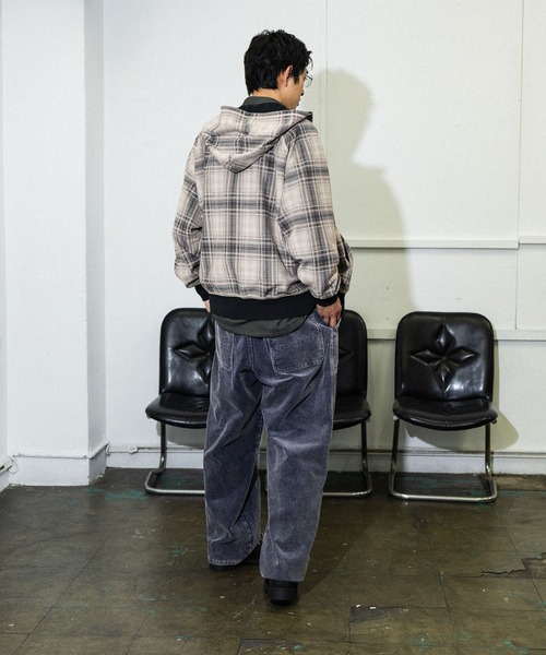 niko and...（ニコアンド）の「ケミカルコールベイカーパンツ（その他パンツ・メンズ・ブラウン/ブルー/ブラック・MEDIUM/LARGE）」の19枚目の写真