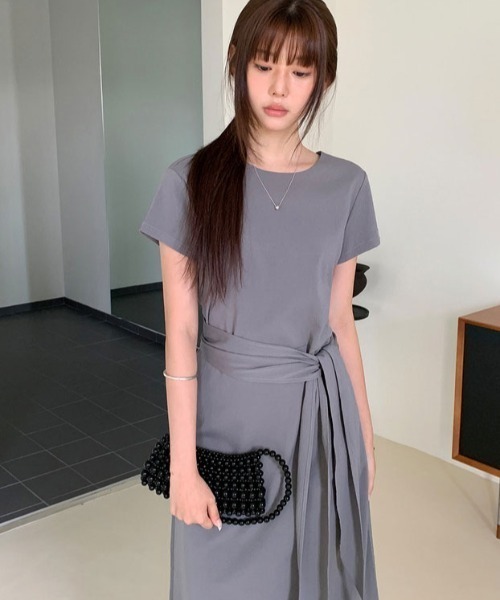 FAVORITO(ファヴォリート)の「前後リバーシブルワンピース(ワンピース・レディース・グレー/ブラック・F)」の21枚目の写真