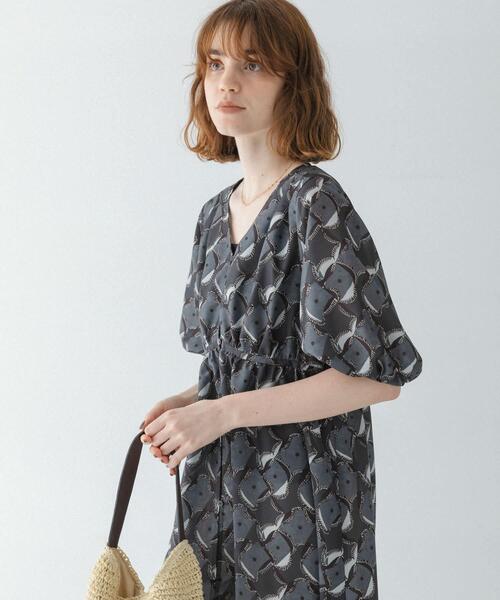 URBAN RESEARCH Sonny Label(アーバンリサーチサニーレーベル)の「アフリカンプリントワンピース(ワンピース・レディース・チャコールグレー/ブラウン・FREE)」の5枚目の写真