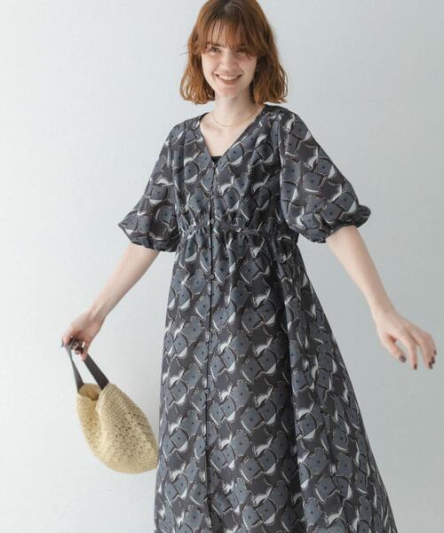 URBAN RESEARCH Sonny Label(アーバンリサーチサニーレーベル)の「アフリカンプリントワンピース(ワンピース・レディース・チャコールグレー/ブラウン・FREE)」の8枚目の写真