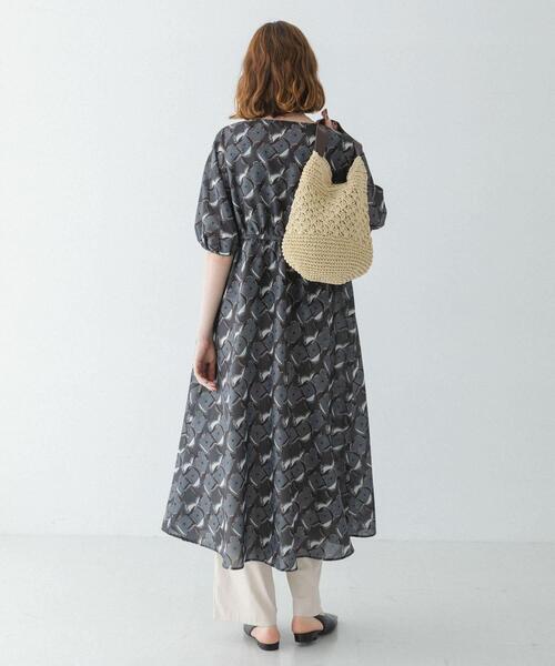 URBAN RESEARCH Sonny Label(アーバンリサーチサニーレーベル)の「アフリカンプリントワンピース(ワンピース・レディース・チャコールグレー/ブラウン・FREE)」の10枚目の写真