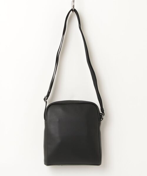 Calvin Klein(カルバン・クライン)の「Calvin Klein カルバンクライン BOLD CK REPORTER ボールド CK レポーター ショルダーバッグ(ショルダーバッグ・メンズ・ブラック・FREE)」の12枚目の写真