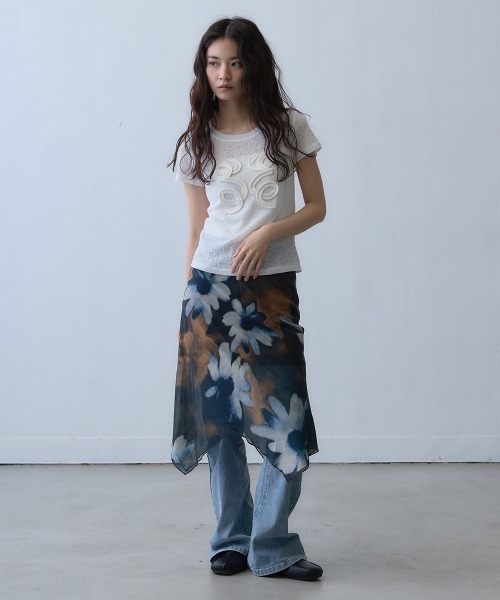 Clum(クルム)の「sheer floral layered skirt / シアーフラワーレイヤードスカート(スカート・レディース・ブラック・MEDIUM/LARGE/SMALL)」の12枚目の写真