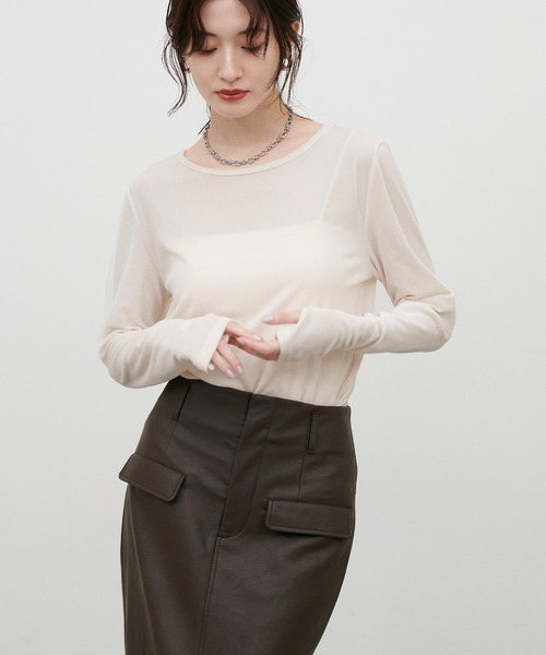 LARUTA(ラルータ)の「【LARUTA】長袖シアーとろもちベロアプルオーバー(Tシャツ/カットソー・メンズ・オフホワイト/ブラック/ブラウン/ネイビー・FREE)」の2枚目の写真