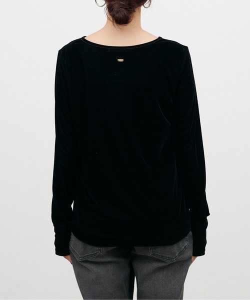 LARUTA(ラルータ)の「【LARUTA】長袖シアーとろもちベロアプルオーバー(Tシャツ/カットソー・メンズ・オフホワイト/ブラック/ブラウン/ネイビー・FREE)」の9枚目の写真