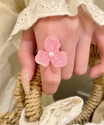ドーパミンカラー パールフラワービーズリング　高見えアクセサリー