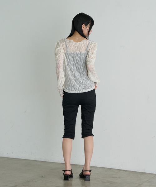 RAY CASSIN（レイカズン）の「パワショルシアーTシャツ（Tシャツ/カットソー・レディース・ブラック系その他2/ブラウン系その他2/ブラック系その他3/ホワイト系その他3/ホワイト系その他2・FREE）」の12枚目の写真