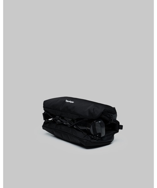 Topologie(トポロジー)の「Bottle Sacoche Medium(ボトル サコッシュミディアム)(ショルダーバッグ・レディース・ブラック系・ONE SIZE)」の5枚目の写真