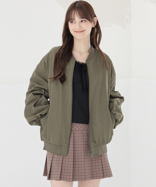 Honeys(ハニーズ)の「リブブルゾン(ブルゾン・レディース・カーキ/アイボリー/ブラック・L/LL/M/S)」の3枚目の写真