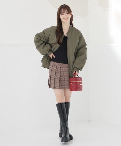 Honeys(ハニーズ)の「リブブルゾン(ブルゾン・レディース・カーキ/アイボリー/ブラック・L/LL/M/S)」の14枚目の写真