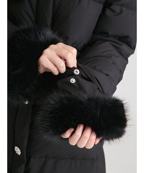 CELFORD(セルフォード)の「【WEB・一部店舗限定】ファースリーブダウンコート(ダウンジャケット/コート・レディース・アイボリー/ライトグレー/ブラック・36/38)」の19枚目の写真