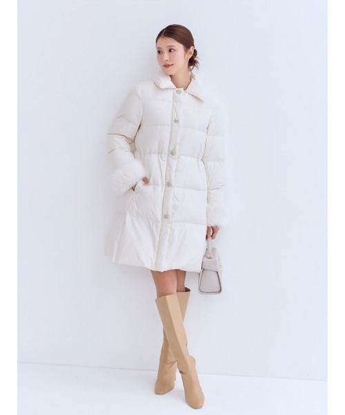 CELFORD(セルフォード)の「【WEB・一部店舗限定】ファースリーブダウンコート(ダウンジャケット/コート・レディース・アイボリー/ライトグレー/ブラック・36/38)」の1枚目の写真