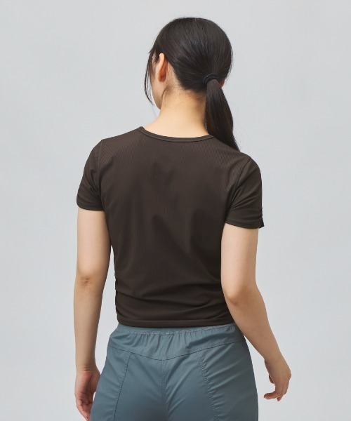 TIGORA（ティゴラ）の「ティゴラ TIGORA フィットネスリブ半袖Tシャツ（Tシャツ/カットソー・レディース・ホワイト/ダークブラウン/ライラック・M/L/XL/S）」の4枚目の写真