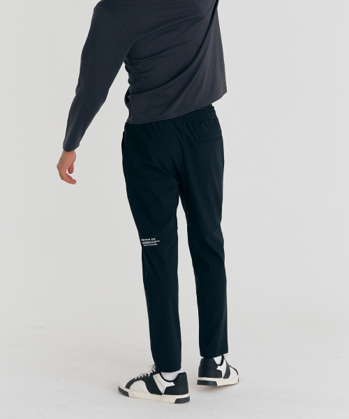 AIRIT(アイリット)の「ストラクチャー テーパードパンツ AM9109 BK(その他パンツ・メンズ・ブラック・X-LARGE/XX-LARGE/XXX-LARGE)」の4枚目の写真