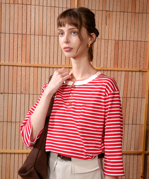 PIGMENT(ピグメント)の「ボタン付きミニポケットヘンリーネックTシャツ (YZTS2607023)(Tシャツ/カットソー・レディース・グリーン/レッド/ホワイト・FREE)」の4枚目の写真