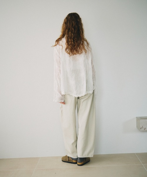 full/fill.（フルフィル）の「flower mesh shirt / フラワーメッシュシャツ（シャツ/ブラウス・レディース・ナチュラル/ホワイト・FREE）」の13枚目の写真