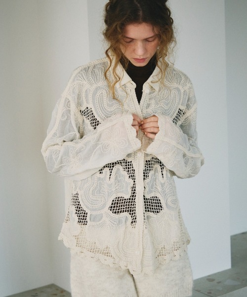 full/fill.（フルフィル）の「flower mesh shirt / フラワーメッシュシャツ（シャツ/ブラウス・レディース・ナチュラル/ホワイト・FREE）」の16枚目の写真