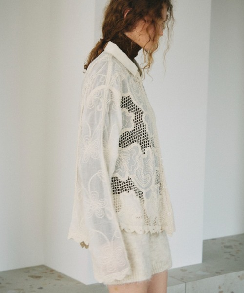 full/fill.（フルフィル）の「flower mesh shirt / フラワーメッシュシャツ（シャツ/ブラウス・レディース・ナチュラル/ホワイト・FREE）」の18枚目の写真