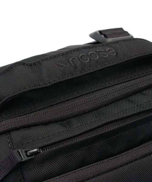 incase（インケース）の「CL55532 Icon Pack Nylon（バックパック/リュック・メンズ・ブラック・ONE SIZE）」の2枚目の写真
