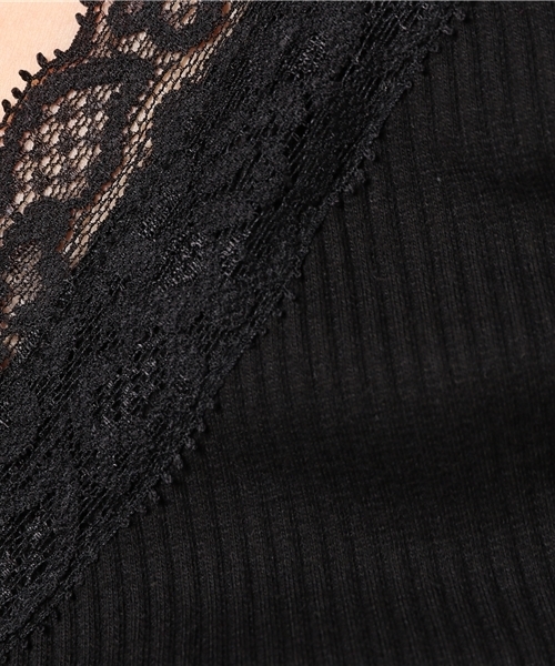 Honeys（ハニーズ）の「レース付きＶネックカットソー（Tシャツ/カットソー・レディース・グレー/オフホワイト/ブラック/ピンク・M/L）」の6枚目の写真