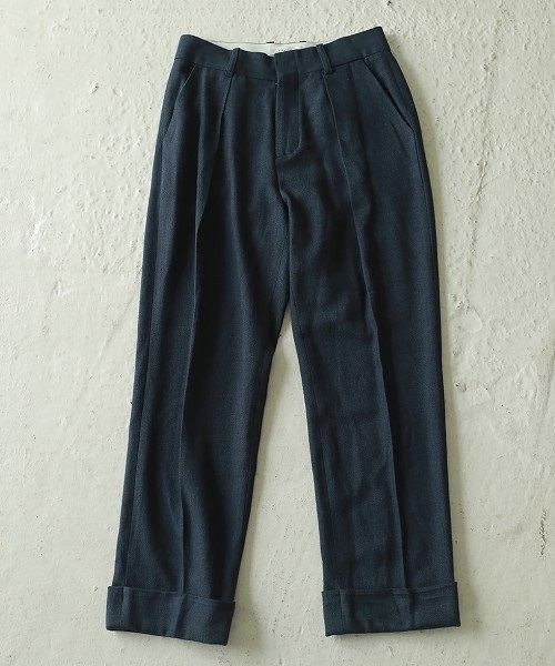 TODAYFUL（トゥデイフル）の「センタータックトラウザース（その他パンツ・レディース・ネイビー/ホワイト/キャメル・38inch/36inch）」の18枚目の写真