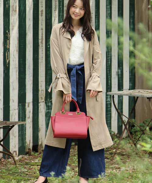 earth music&ecology（アースミュージックアンドエコロジー）の「・フレアースリーブレースプルオーバー（Tシャツ/カットソー・レディース・ブラック/ダークグリーン/アイボリー/ボルドー・FREE）」の11枚目の写真