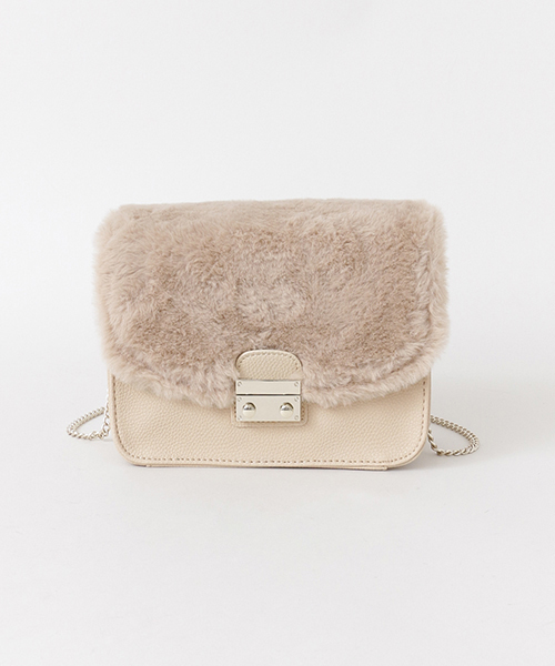 URBAN RESEARCH Sonny Label（アーバンリサーチサニーレーベル）の「ファーフラップチェーンショルダーバッグ（ショルダーバッグ・レディース・ブラック/ベージュ/ピンク/アニマル・ONE）」の3枚目の写真