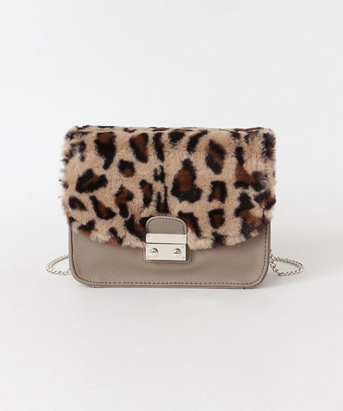 URBAN RESEARCH Sonny Label（アーバンリサーチサニーレーベル）の「ファーフラップチェーンショルダーバッグ（ショルダーバッグ・レディース・ブラック/ベージュ/ピンク/アニマル・ONE）」の6枚目の写真
