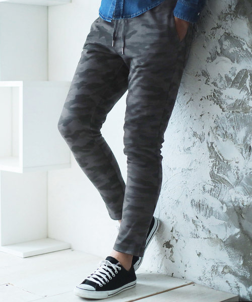 jiggys shop(ジギーズショップ)の「無地&サイドライン 裾ジップ スキニー テーパードパンツ スウェットイージーパンツ ワンマイルウェア(スウェットパンツ・メンズ・グレー系その他2/ブラック系その他3/ブラック系その他2/グレー系その他/ブラック系その他/ホワイト系その他/ミックスグレー/ネイビー/ブラック/ブルー系その他/ブルー系その他2/杢グレー/グレー系その他3/チャコールグレー/グレー系その他4/グレー系その他5・MEDIUM/LARGE/SMALL/X-LARGE/X-SMALL)」の5枚目の写真