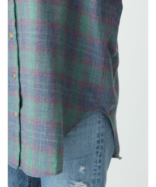 Ungrid(アングリッド)の「ビッグルーズチェックシャツ(シャツ/ブラウス・レディース・オフホワイト/グリーン・FREE)」の9枚目の写真