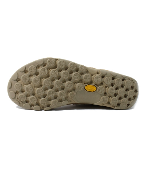 UNITED ARROWS(ユナイテッドアローズ)の「New Balance ML71 スニーカー(スニーカー・レディース・ライトグレー/ベージュ・23cm/23.5cm/24cm/24.5cm)」の4枚目の写真