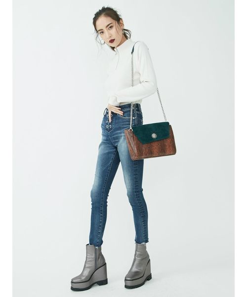 EVRIS（エヴリス）の「フロントスピンドルスキニーデニムパンツ（デニムパンツ・レディース・ブラック/インディゴブルー・SMALL/MEDIUM/X-SMALL）」の14枚目の写真