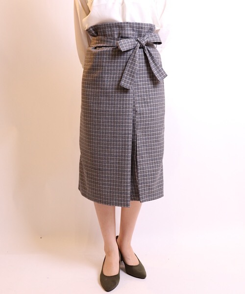 flower(フラワー)の「ポリッシュチェックスカート(スカート・レディース・ブラック/ブラウン・FREE)」の1枚目の写真