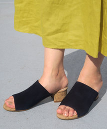 甲深ミュールサンダル