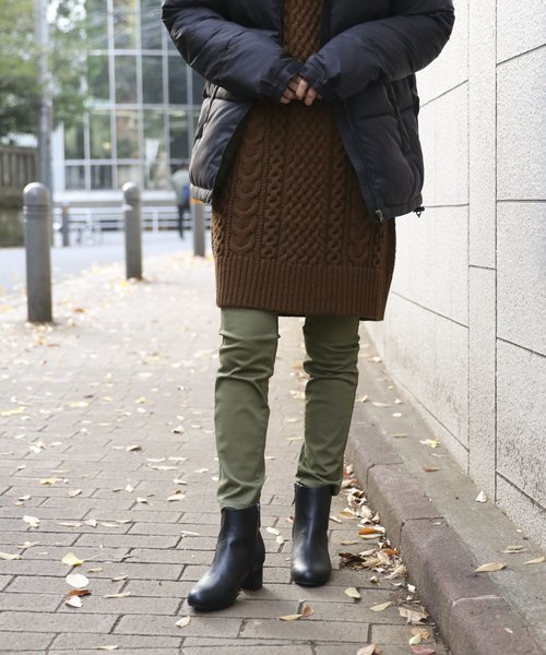 niko and...（ニコアンド）の「裏起毛スリムパンツ（その他パンツ・レディース・ブラック/ベージュ/カーキ/ネイビー・SMALL/MEDIUM/LARGE/X-SMALL）」の4枚目の写真