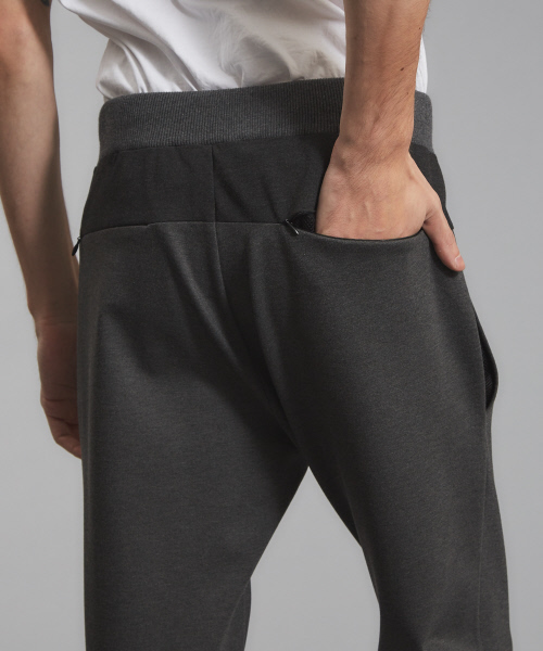 5351 POUR LES HOMMES(ゴーサンゴーイチプールオム)の「圧縮ポンチトラックパンツ(その他パンツ・メンズ・グレー/ブラック・44/46/48/50)」の8枚目の写真