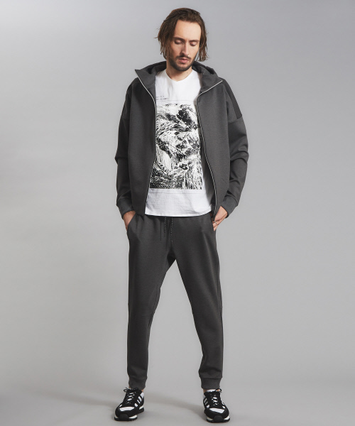 5351 POUR LES HOMMES(ゴーサンゴーイチプールオム)の「圧縮ポンチトラックパンツ(その他パンツ・メンズ・グレー/ブラック・44/46/48/50)」の10枚目の写真