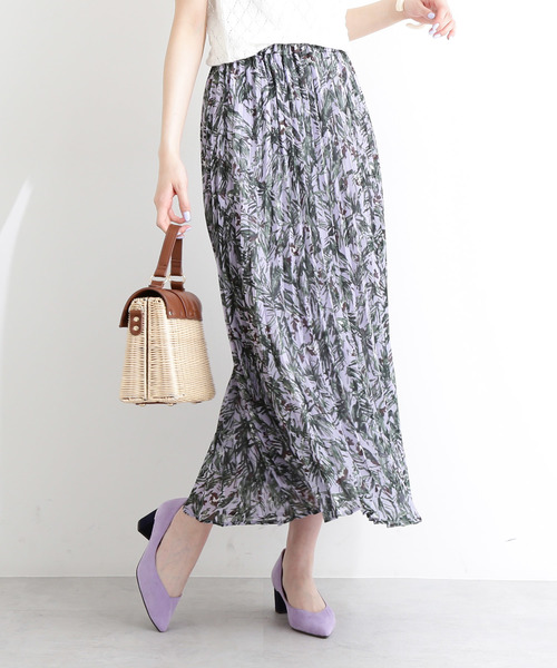N.（N. Natural Beauty Basic）（エヌエヌナチュラルビューティーベーシック）の「ボタニカルプリントプリーツスカート（スカート・レディース・ベージュ系その他/パープル系その他/ダークネイビー・MEDIUM）」の3枚目の写真