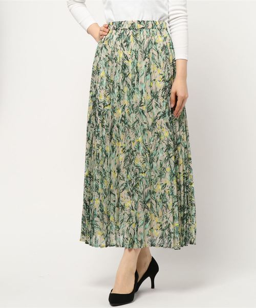 N.（N. Natural Beauty Basic）（エヌエヌナチュラルビューティーベーシック）の「ボタニカルプリントプリーツスカート（スカート・レディース・ベージュ系その他/パープル系その他/ダークネイビー・MEDIUM）」の6枚目の写真