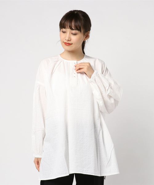 nop de nod(ノップドゥノッド)の「2wayスモックチュニックブラウス(シャツ/ブラウス・レディース・オフホワイト/ブラック/ブルー・3)」の16枚目の写真