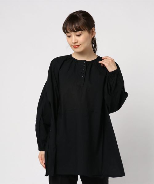 nop de nod(ノップドゥノッド)の「2wayスモックチュニックブラウス(シャツ/ブラウス・レディース・オフホワイト/ブラック/ブルー・3)」の21枚目の写真