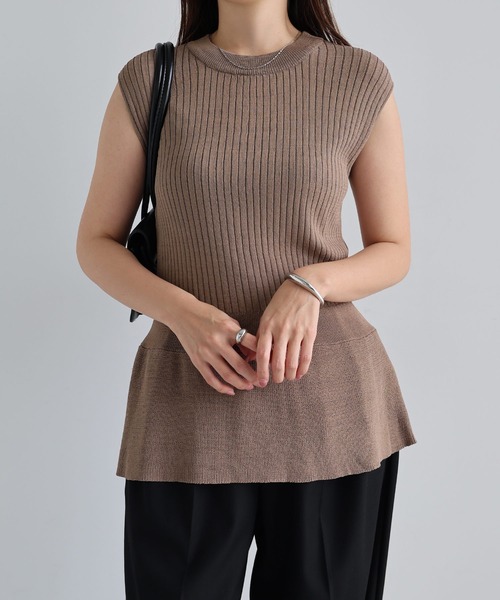 セール】リブニットノースリーブペプラムトップス（ニット/セーター