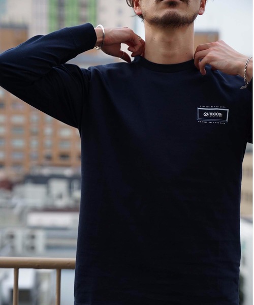 OUTDOOR PRODUCTS APPAREL(アウトドアプロダクツアパレル)の「カジュアルグラフィック ユニセックスデザイン プリントロングTシャツカットソー(Tシャツ/カットソー・メンズ・ブラウン/ホワイト系その他/ホワイト/ネイビー・MEDIUM/X-LARGE/SMALL/LARGE)」の9枚目の写真