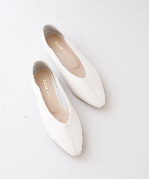 PICHE ABAHOUSE（ピシェ アバハウス）の「バブーシュ 2WAY フラットシューズ（パンプス・レディース・ブラック/オフホワイト/シルバー/その他・38/39/35/36/37/34/40）」の2枚目の写真