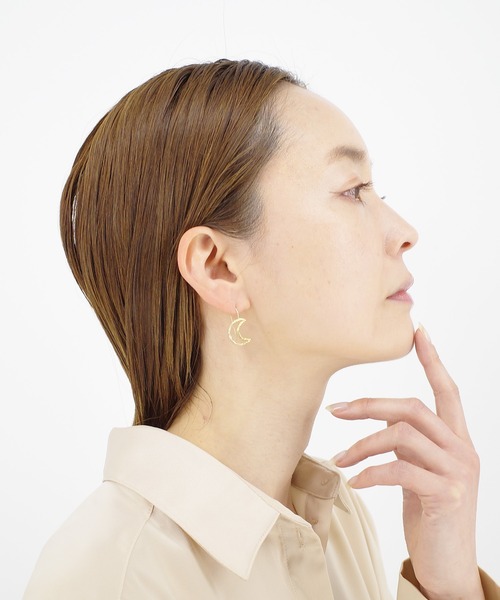 POETIQUE les bijoux(ポエティーク?レ?ビジュー)の「リニアモチーフピアス(ピアス(両耳用))」|その他2